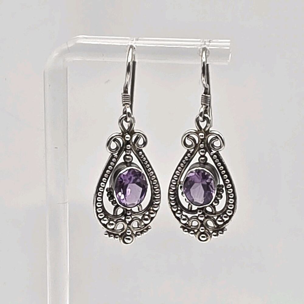 Vintage Elegant Sterling Silver Filigree & Amethyst Dangle Earrings